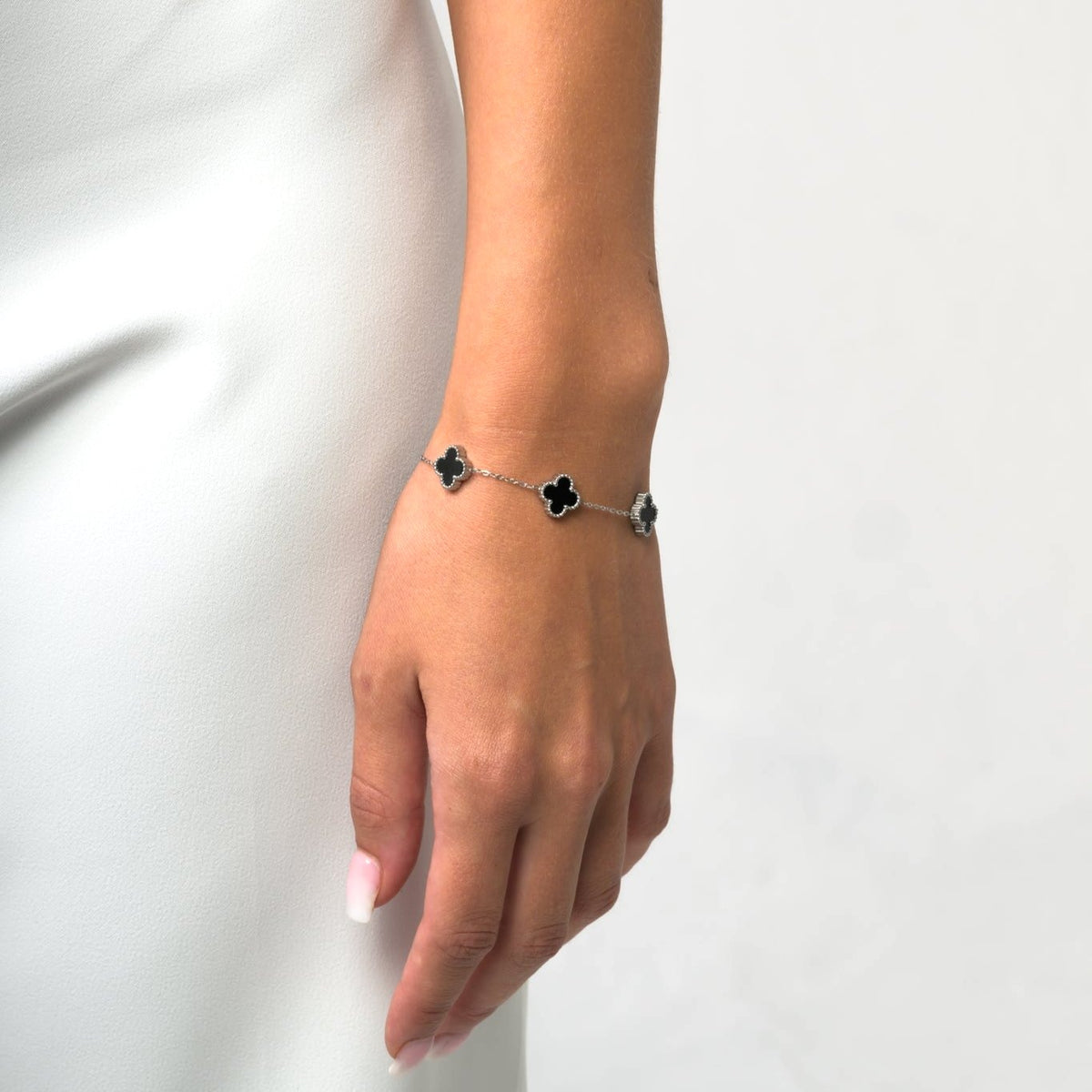 Leaf Clover Bracelet Black/Silver